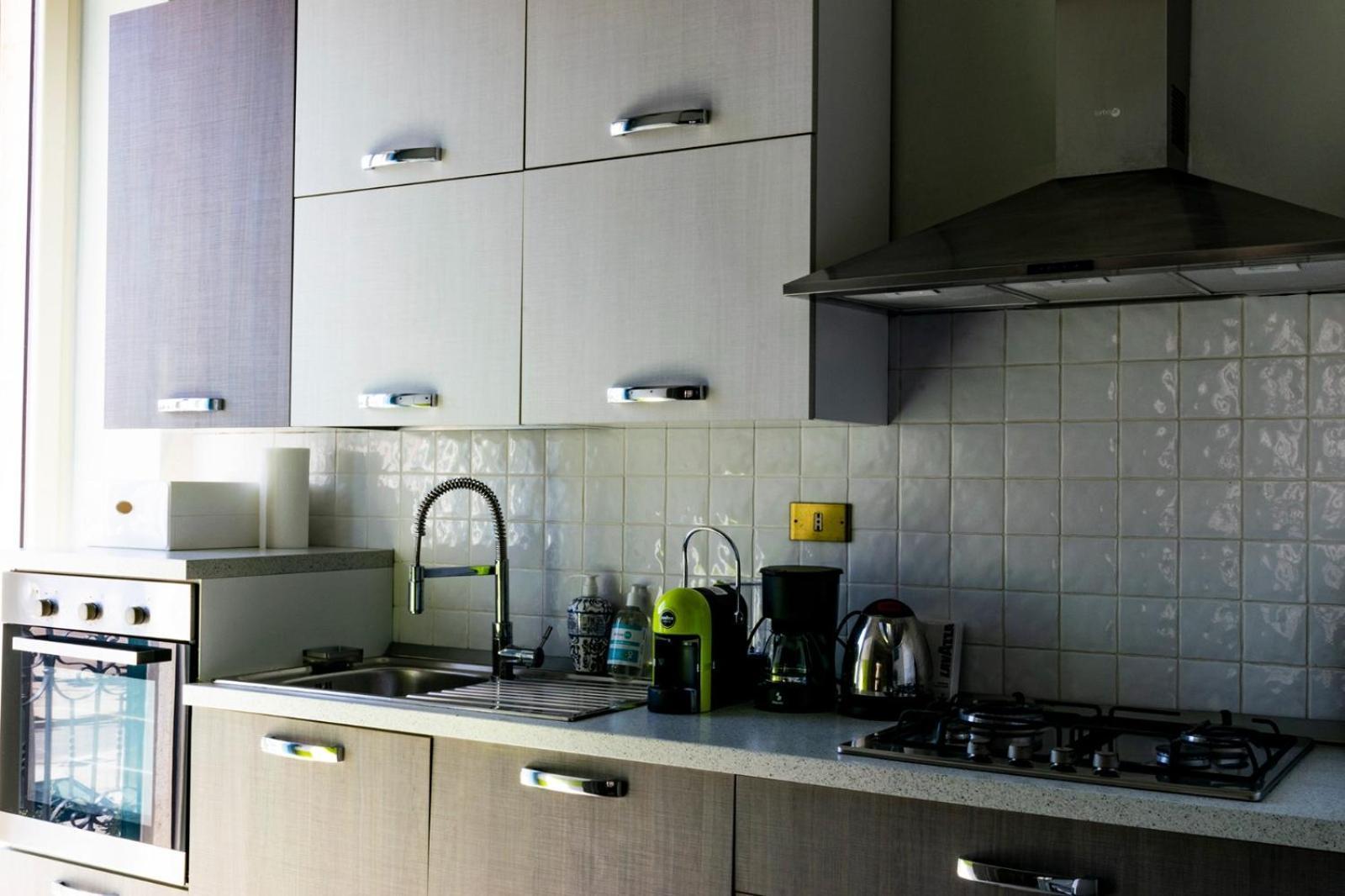 Palazzo Vaaz Apartment Mola di Bari Ngoại thất bức ảnh